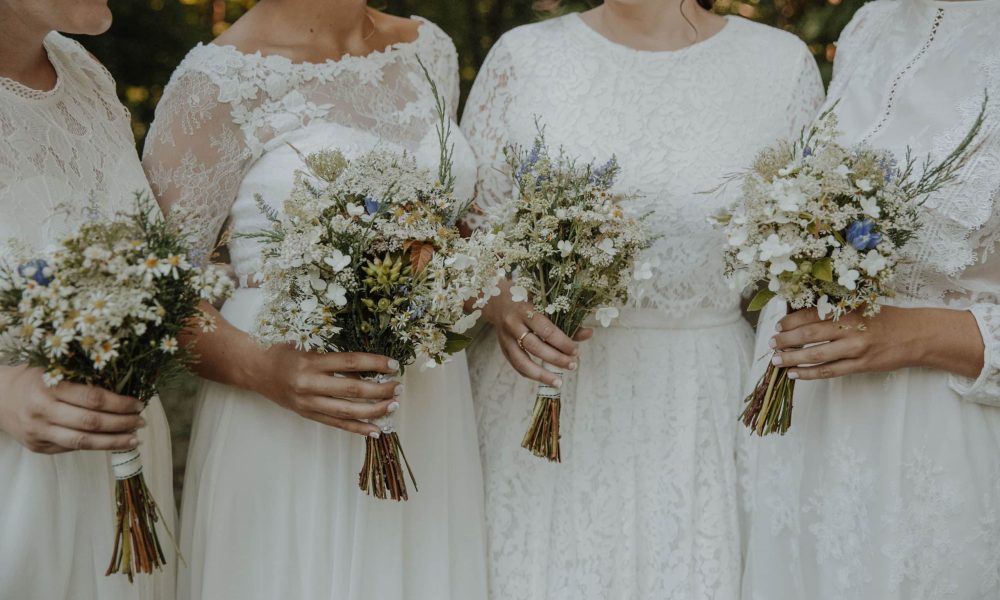 Comment les Créations Florales Peuvent enjoliver Vos Occasions Spéciales, du Mariage aux Funérailles