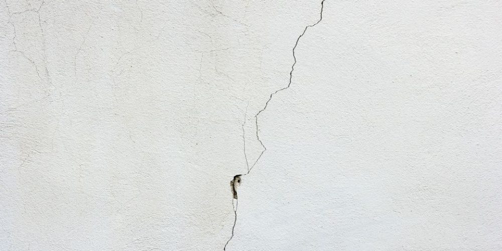 Quels sont les risques d’une fissure murale ?